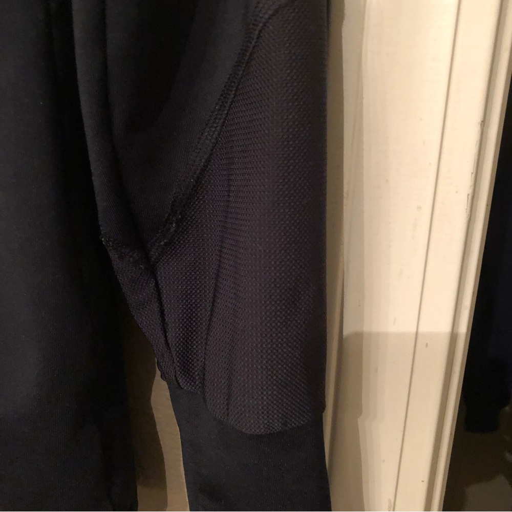 Under Armour Jacket - Picture 9 of 9